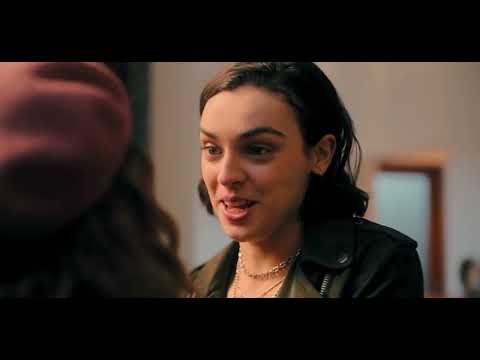 Lake and Lucy Get Back Together (Kiss)- Love Victor 3x08