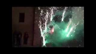 preview picture of video 'CORREFOCS BUTONIS BATEA F M VILALBA DELS ARCS 2012'