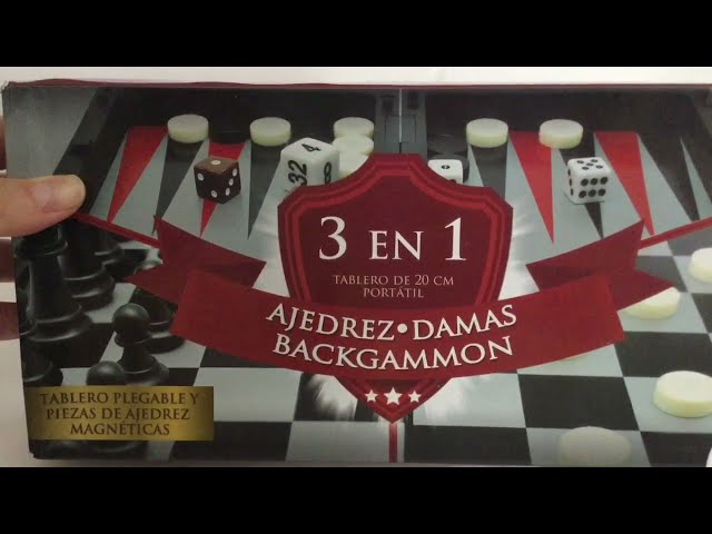 Vídeo relacionado con Juego de Ajedrez 3 en 1, Ajedrez, Damas y Backgammon en Estuche, Juego de Ajedrez Plegable para Viajes, Ideal para Niños y Adultos (29 * 29 cm)