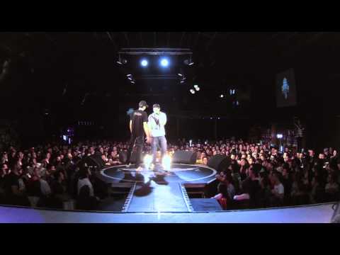 Mister vs Chelius - Octavos Alicante - RedBull Batalla de los Gallos 2013 (Oficial)