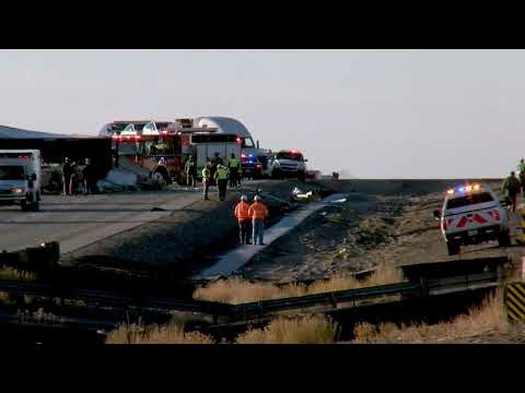 Deadly wreck shuts down I-10 eastbound near Tornillo