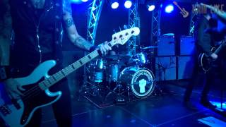 Walking Papers - I&#39;ll Stick Around (Live in Debrecen 2014)