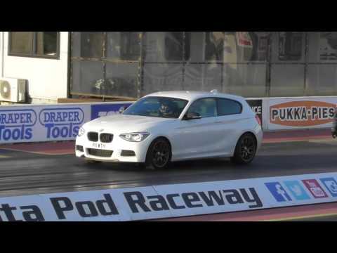 BMW M135i vs Vauxhall Astra