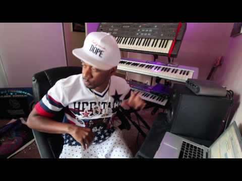 Beat Battle - Traxamillion  Vs DJ.Fresh 'The Worlds Freshest' (Round 2)