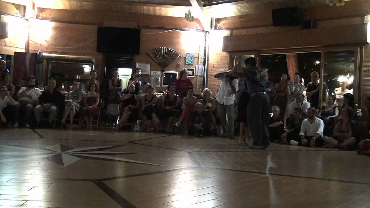 Noelia Hurtado / Carlitos Espinoza  Viareggio 2012 - Milonga