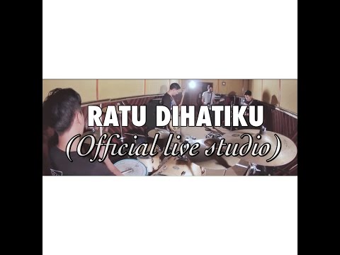 AMBULANCE PANIC VOICE - RATU DIHATIKU (Official live studio)