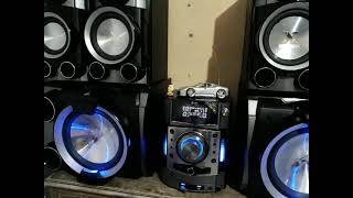 lendário  LG ksm1506 tocando - 459 yg ft. natasha mosley 👊😎✌🔊🔊🔊🔊