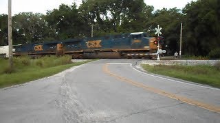 preview picture of video 'CSXT Tropicana Juice Train Sydney Rd  & Jerry Smith Rd In﻿ Plant City,Florida'