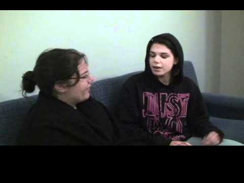 Água mole em pedra dura, tanto bate até que fura...