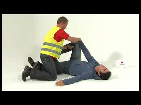 Erste Hilfe Verkehrsunfall   YouTube