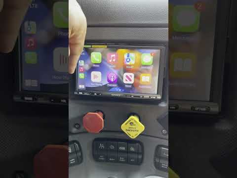 Freightliner Cascadia Audio Upgrade