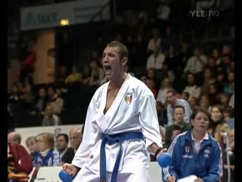 WKF Karate WC06 Prelim KO   NOCAUTE USHIRO URA