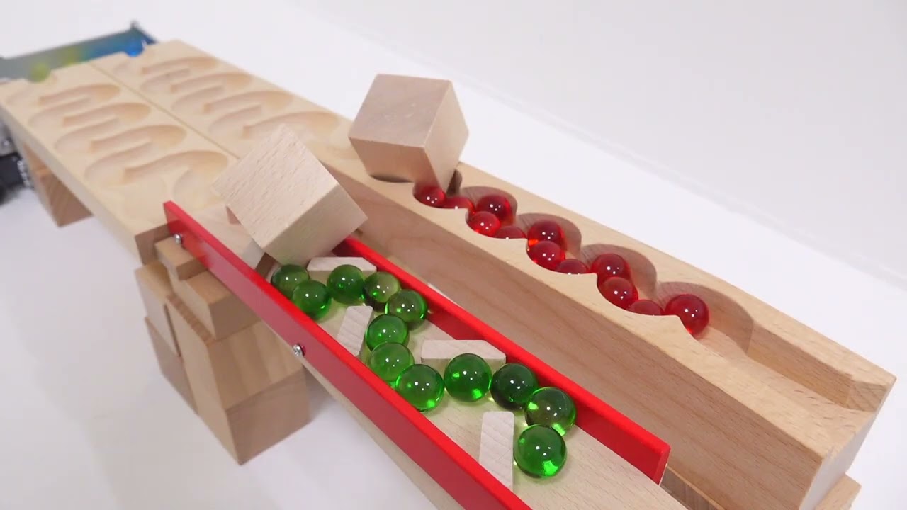 マーブルランレース☆HABAスロープ  ボールが流れていく