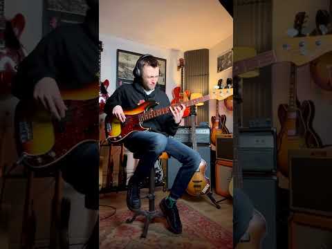 1965 Fender Precision Bass 1965 - Sunburst image 26