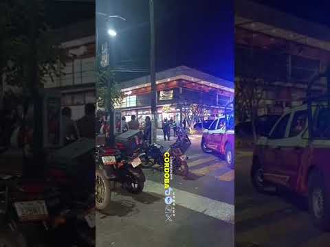 PATRULLA ATROPELLA A UN MOTOCICLISTA EN SAN JOSE CORDOBA  AV 9 Y C 10