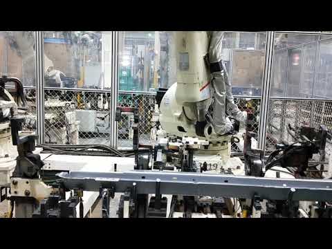 Spot  welding by robot