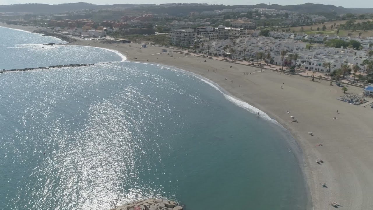 Desde el 11 de julio ondeará la bandera azul en el Puerto de La Duquesa