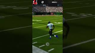 LAMAR JACKSON THROWS TD PASS IN MADDEN MOBILE 22 #shorts