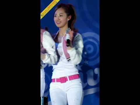 [Fancam] 100206 Yuri SNSD - Gee@Oak Valley 09/10 Winter Festival