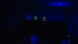 God Of Wonders - Black Light (By Cedarmont Kids)