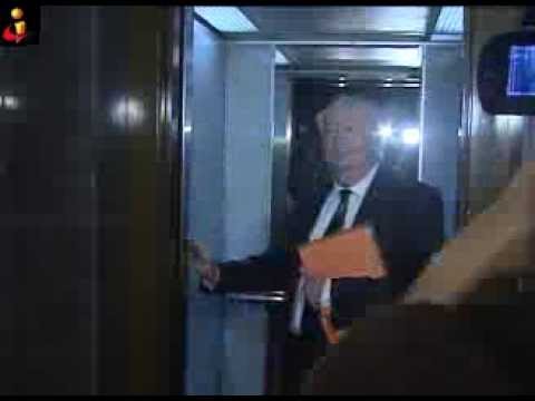 TVI MADEIRA - ALBERTO JOÃO JARDIM MANDA EXECUTAR DIVIDA CAMARAS