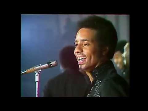 The Temptations - LIVE Take A Look Around - In Paris 1973