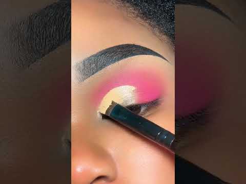 HALF CUT CREASE EYESHADOW TUTORIAL #viral #viralvideo  #viralpost #reels