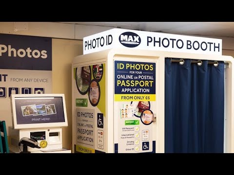 Max Spielmann Id Photo Booth