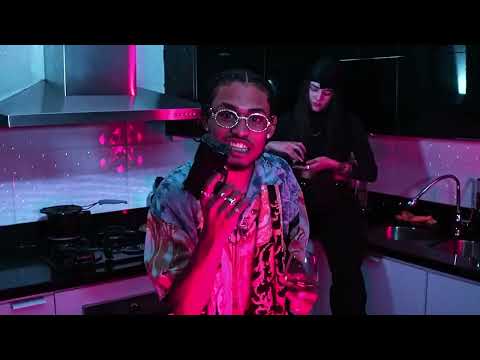 La Tola - El Mera (Official Video)