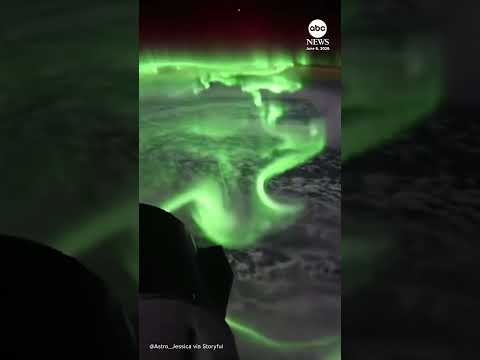 Stunning aurora seen from space