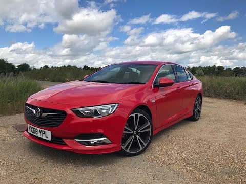 Vauxhall Insignia Review