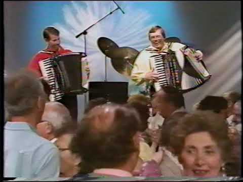 Walter Ostanek CKCO TV "Polka Time" - Chicagoland Twirl Polka - 1986
