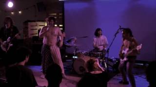 White Fang - 4 Track Mind