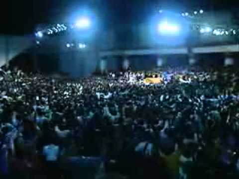 Benny Hinn Glory of God Falls on Uganda (2)