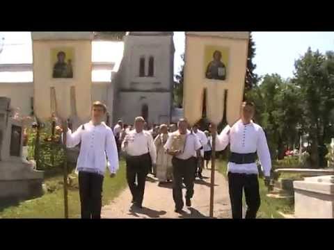 Plecarea de la biserica la sf. tarinei!!!-Chechis -2014!!