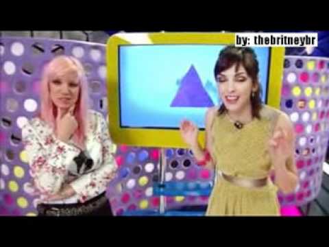 Marimoon e Titi falam de Britney Spears - Acesso MTV 16/09/2011
