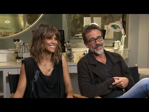 Halle Berry and Jeffrey Dean Morgan on new season of "Extant"
