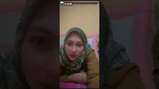 Download lagu PEGAWAI HIJAB LIVE mp3