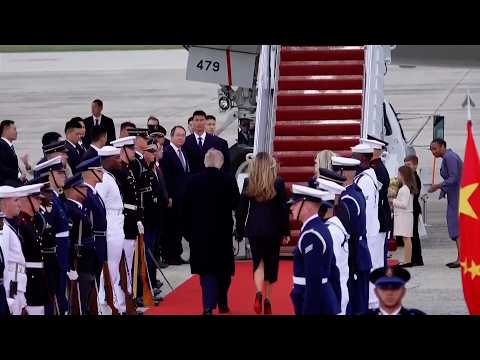 US President Donald Trump welcomes Chinese President Xi Jinping at airport