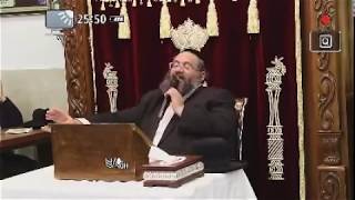 הרב חיים יוסף דוד אברג'ל בשיעורו החודשי באלעד