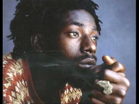 Buju Banton Feat. Garnett Silk - Complaint