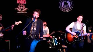 The Dunwells - Hand that  feeds