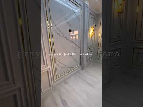 Cetak ruangan tamu kamu dengan sentuhan mewah! ✨ Gunakan gypsum, wallpaper, dan molding untuk suasana yang lebih glamor...