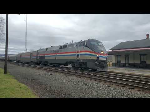 Amtrak Heritage Unit 145 "Phase III" leads the eastbound Pennsylvanian at Lewistown, PA (01/13/2023)