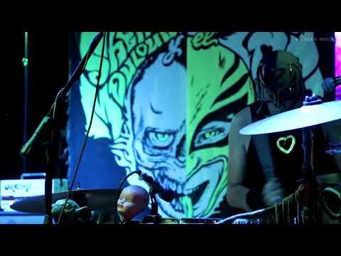 Sheriff Mouloud  y  el  Zorro Loco  .   Wedderheide Party 09-08-2025