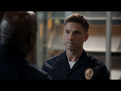 Bradford Tells Grey He Needs to Find His Own Way of Being a Leader - The Rookie