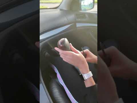 Как разобрать ручку АКПП на bmw e39, замена декоративной вставки.