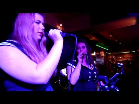 Pilow Talk@Cafe a Gogo 2