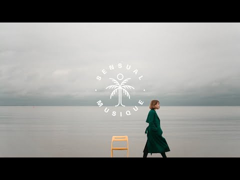 SRTW & Mauve - Walk Alone (Lyrics) ft. Pearl Andersson