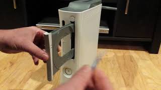 How to fix Xbox 360 stuck disc tray, EASIEST WAY EVER!!